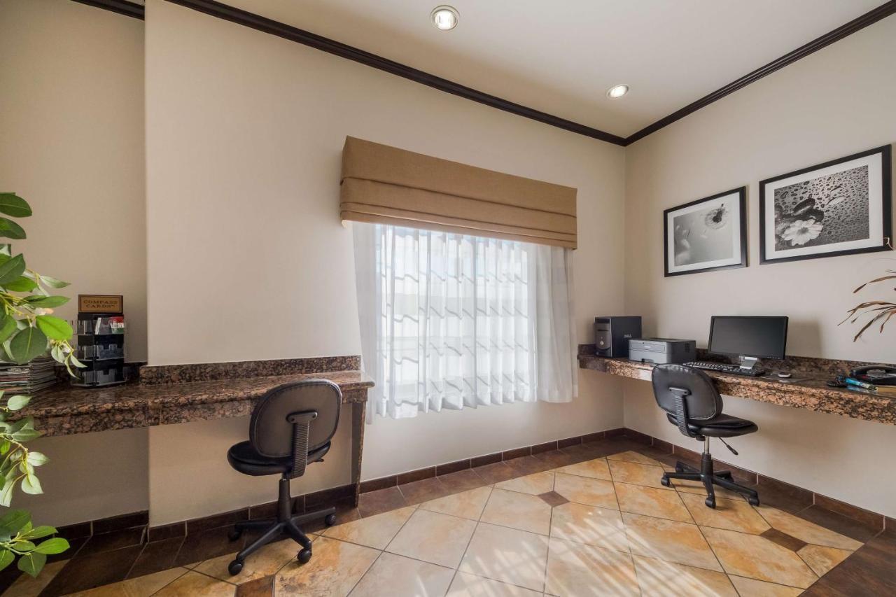 Surestay Plus Hotel By Best Western Near Seaworld San Antonio Eksteriør bilde